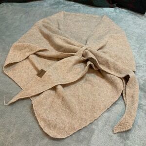 Yakee Knit Shawl Wrap Oatmeal Beige Heathered Triangle Scarf with Loop